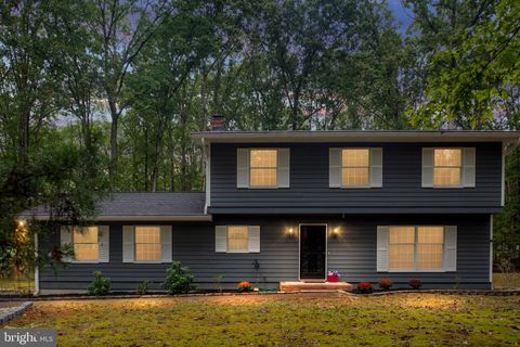 2 RIVER BLUFFS DRIVE FREDERICKSBURG VA 22407
