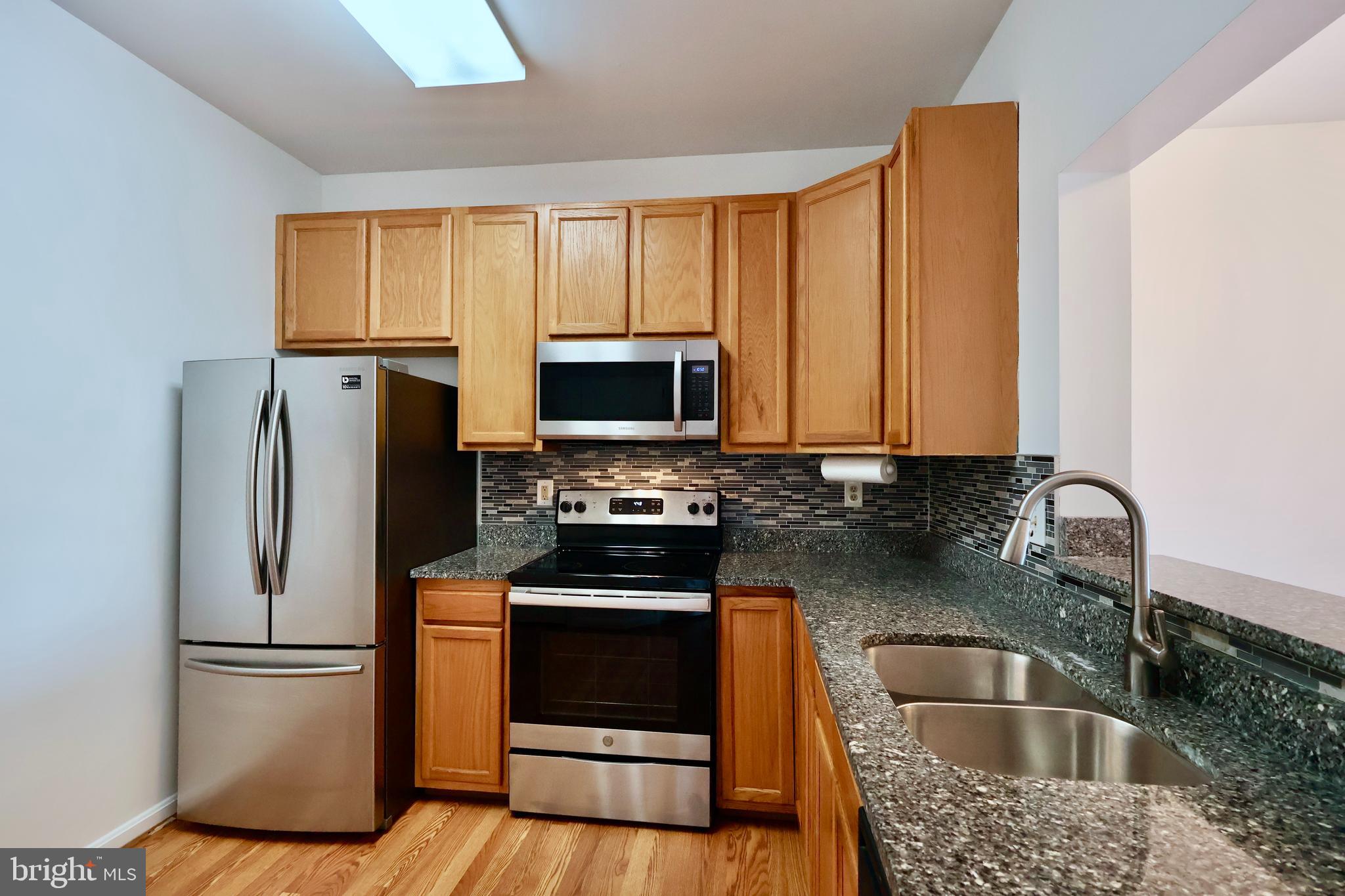 SEVEN OAKS - Residential Lease