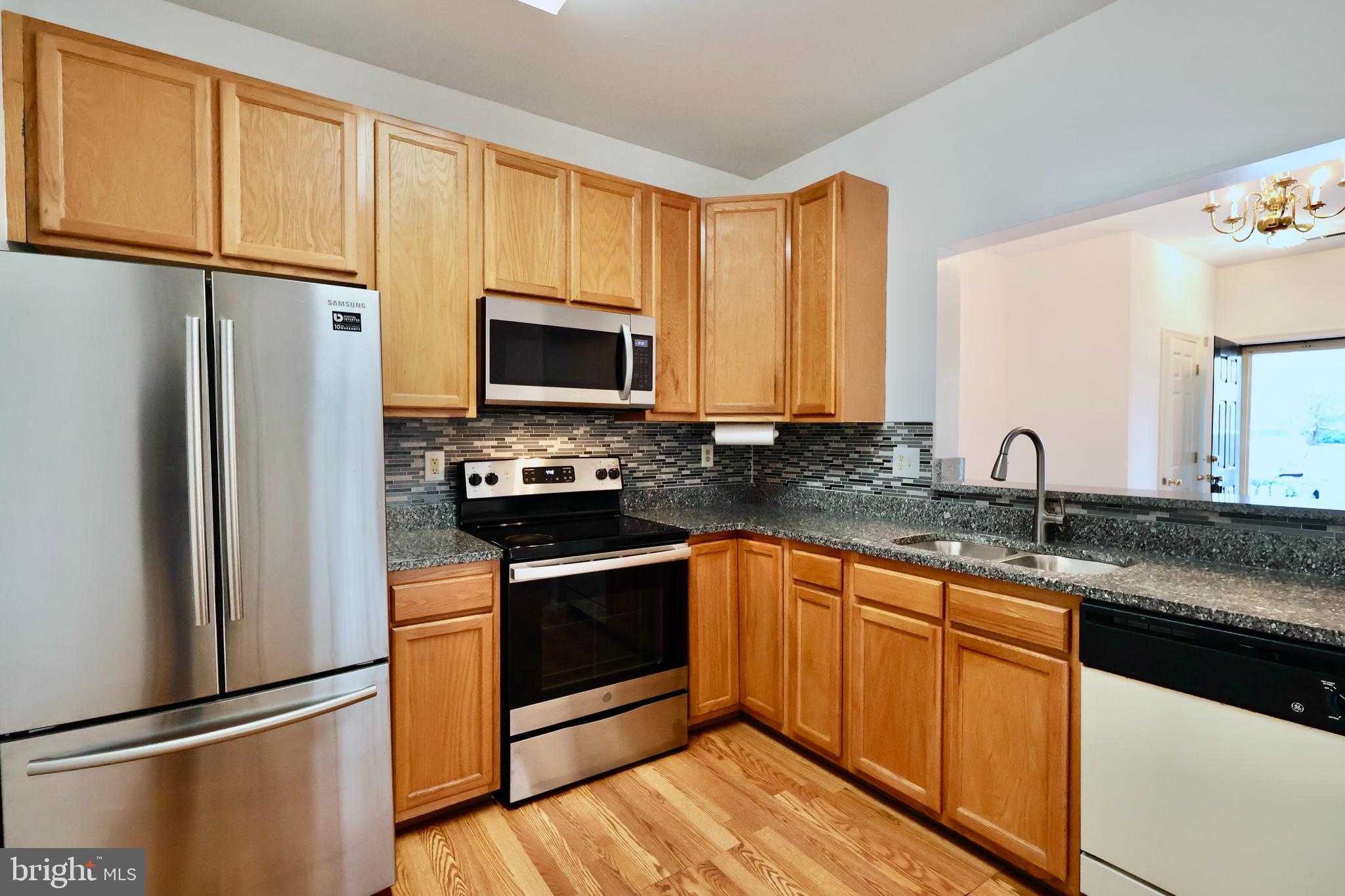 SEVEN OAKS - Residential Lease