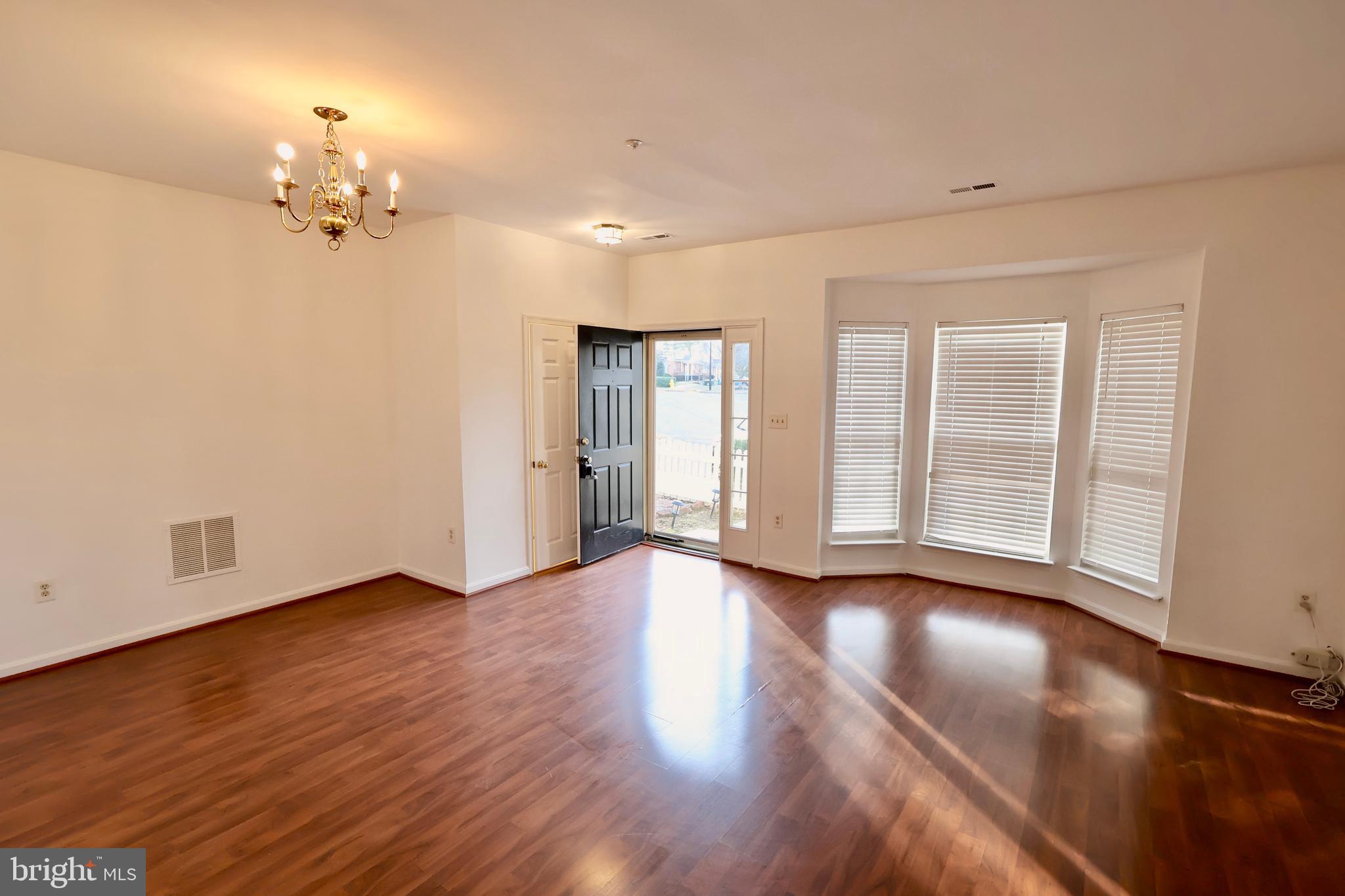 SEVEN OAKS - Residential Lease