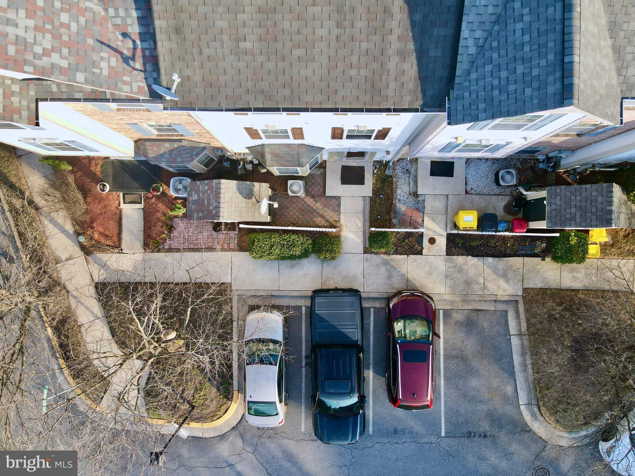 SEVEN OAKS - Residential Lease