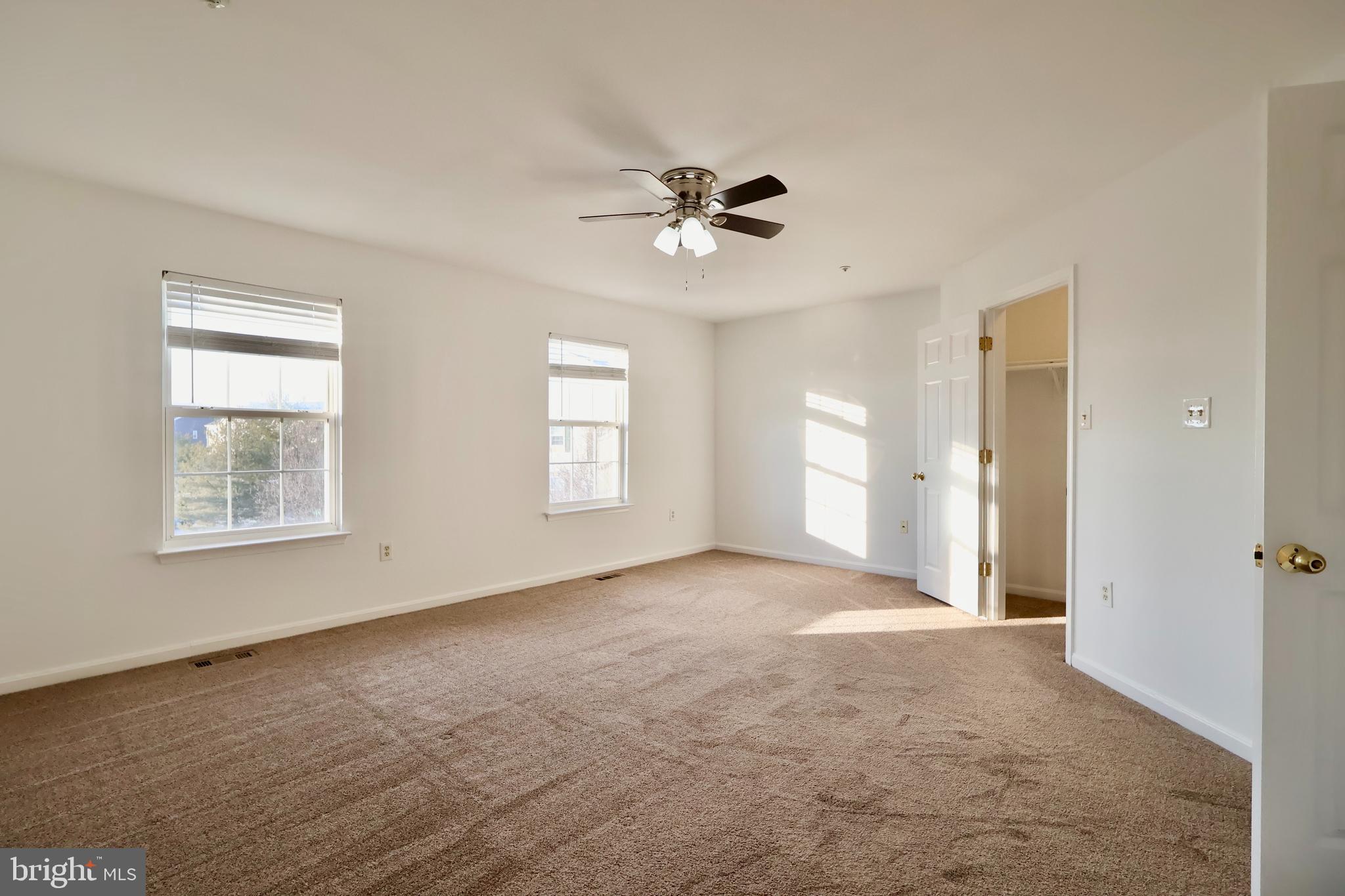 SEVEN OAKS - Residential Lease