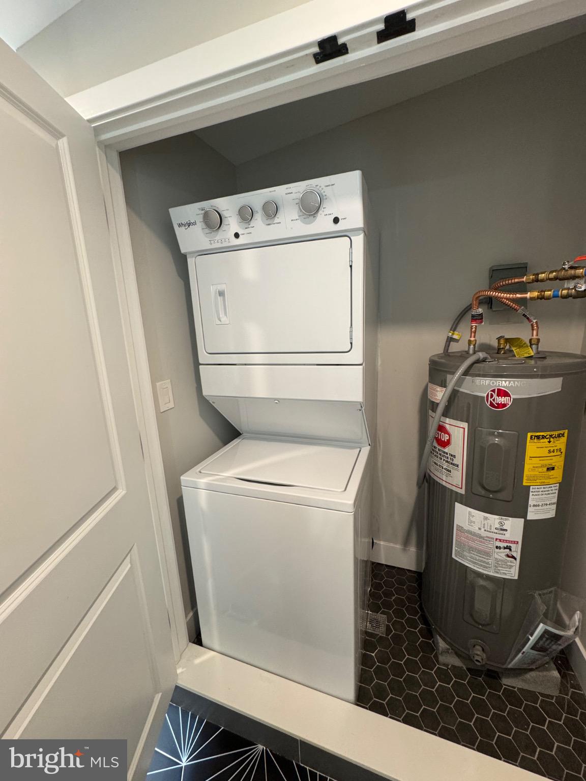 FISHTOWN - Residential Lease