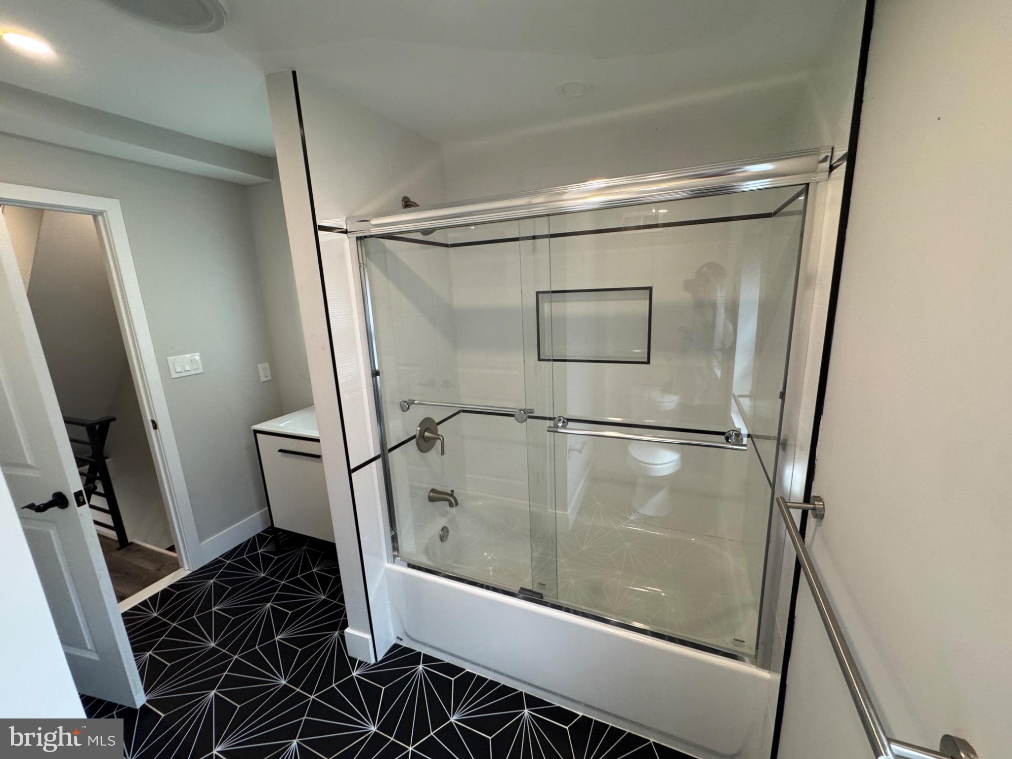 FISHTOWN - Residential Lease