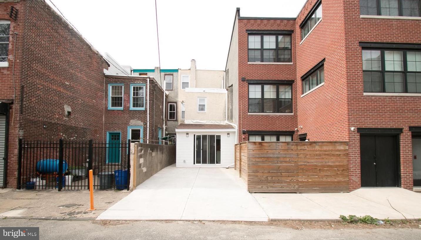 FISHTOWN - Residential Lease