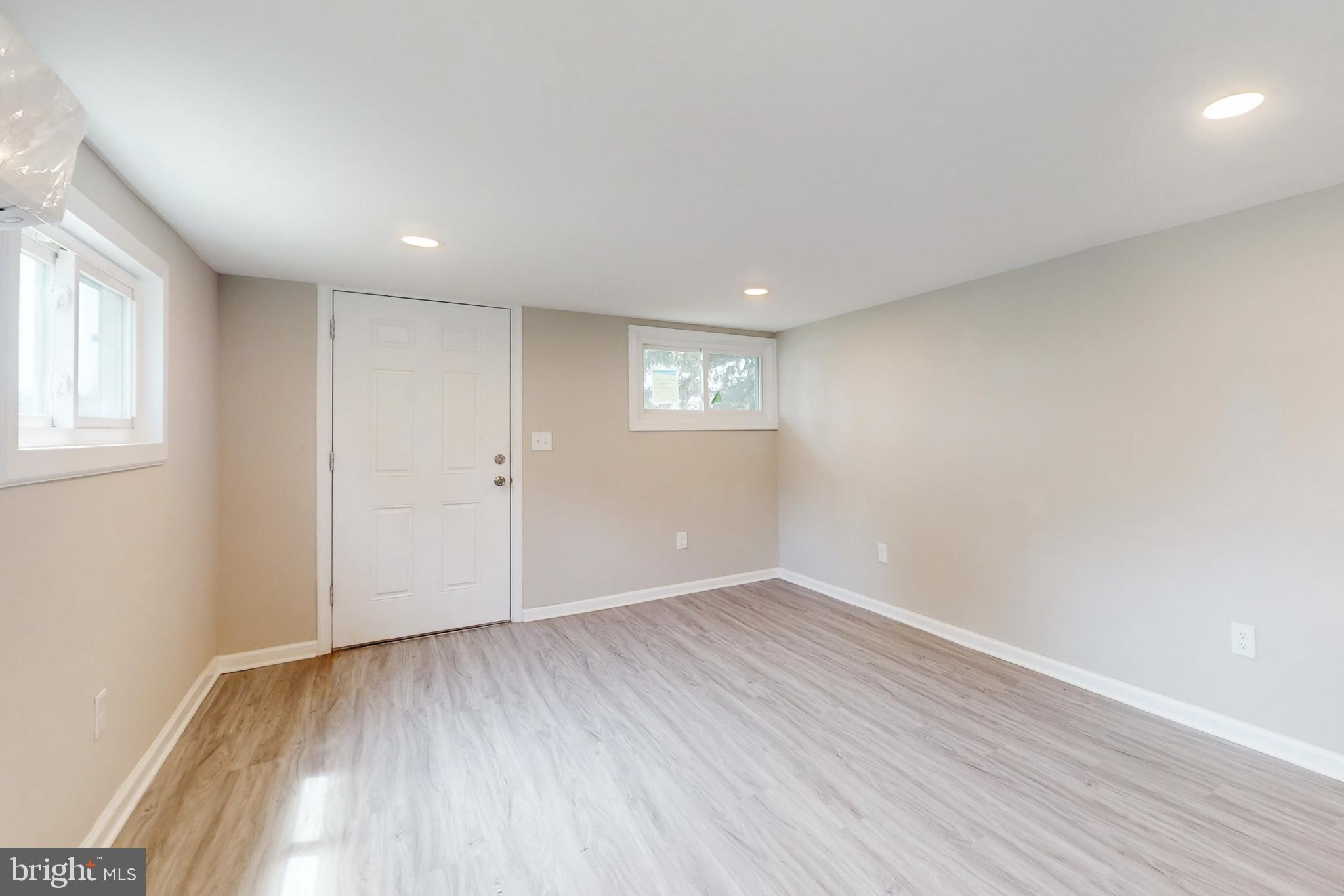 CRABTREE HOLLOW - Residential