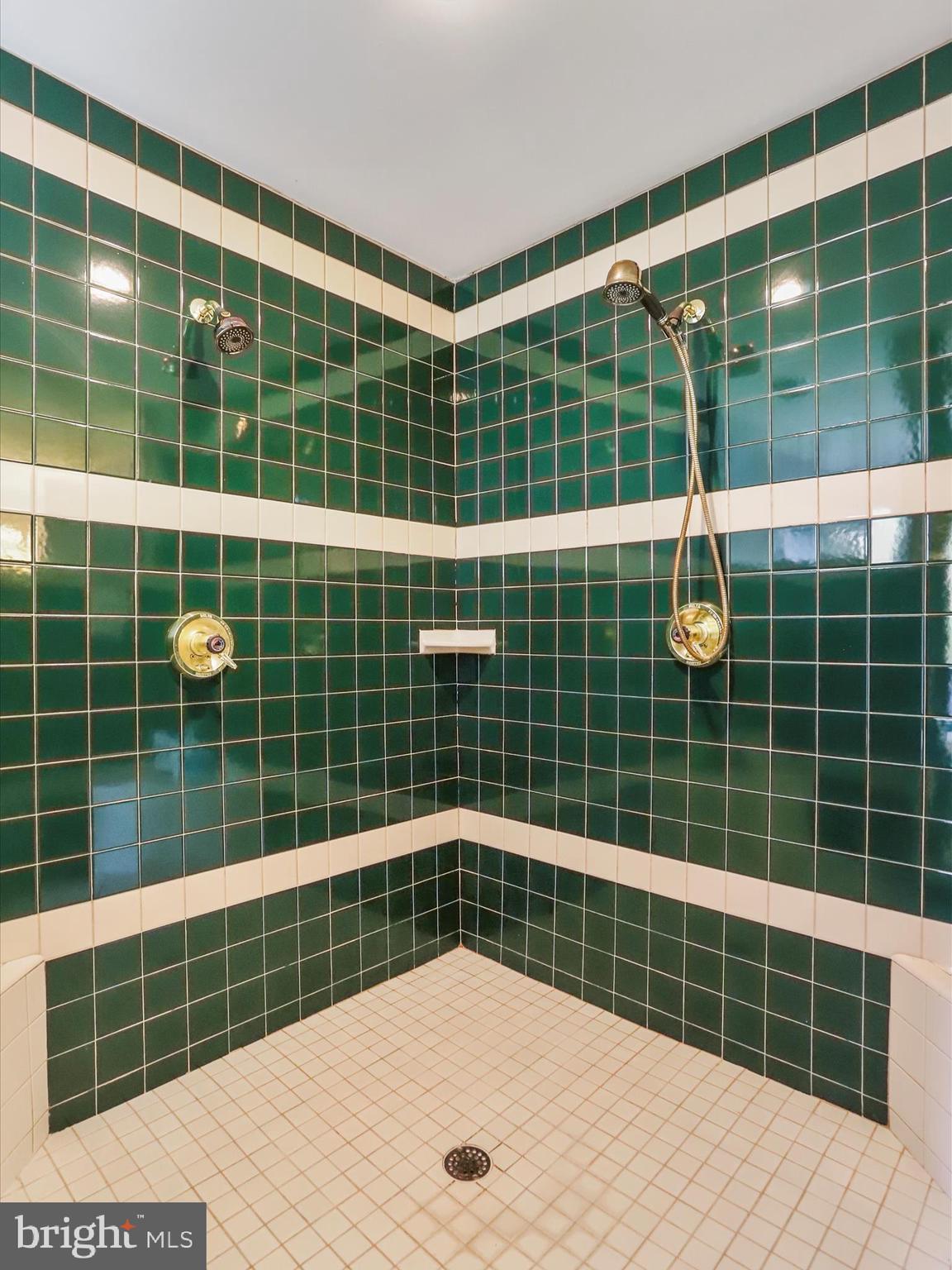 GLEN HAVEN - Residential