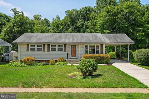 Photo of 5308 Inverchapel Road, SPRINGFIELD, VA 22151 (MLS # VAFX2314136)