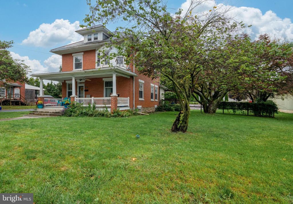 Photo of 208 W State Street, Quarryville, PA 17566 (MLS # PALA2040880)