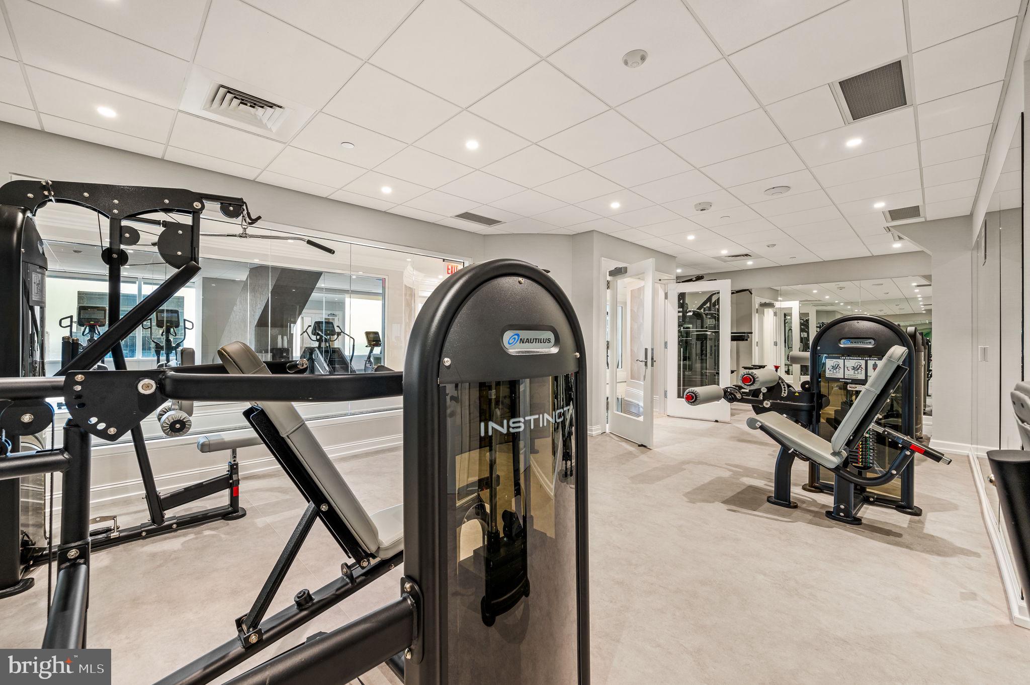 RITTENHOUSE SQUARE - Residential