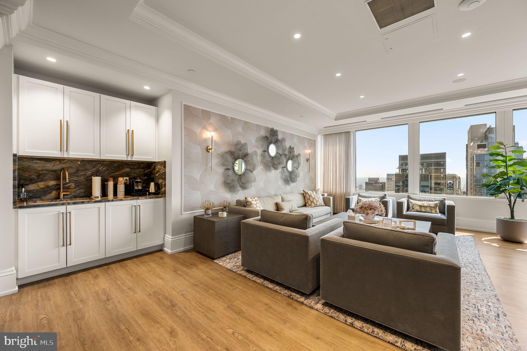 RITTENHOUSE SQUARE - Residential