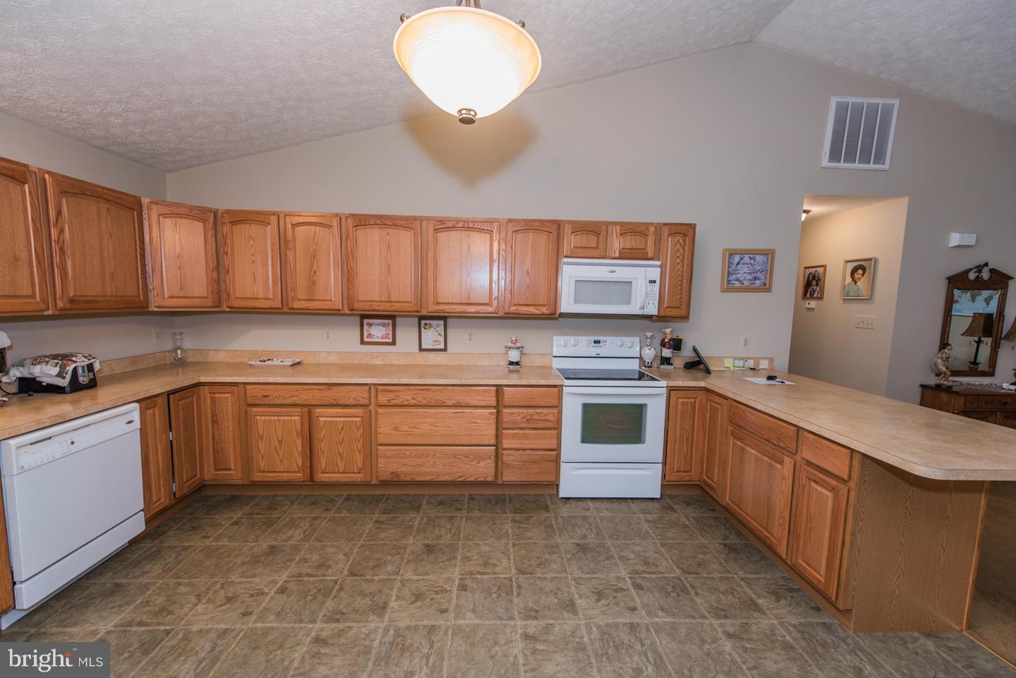 SOUTHRIDGE - Residential