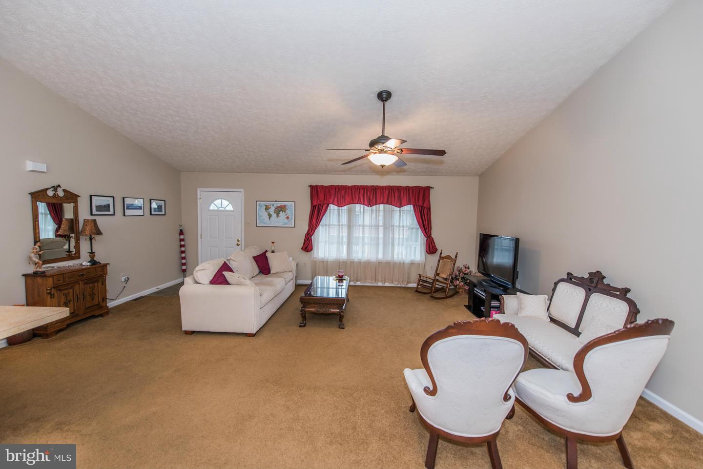 SOUTHRIDGE - Residential