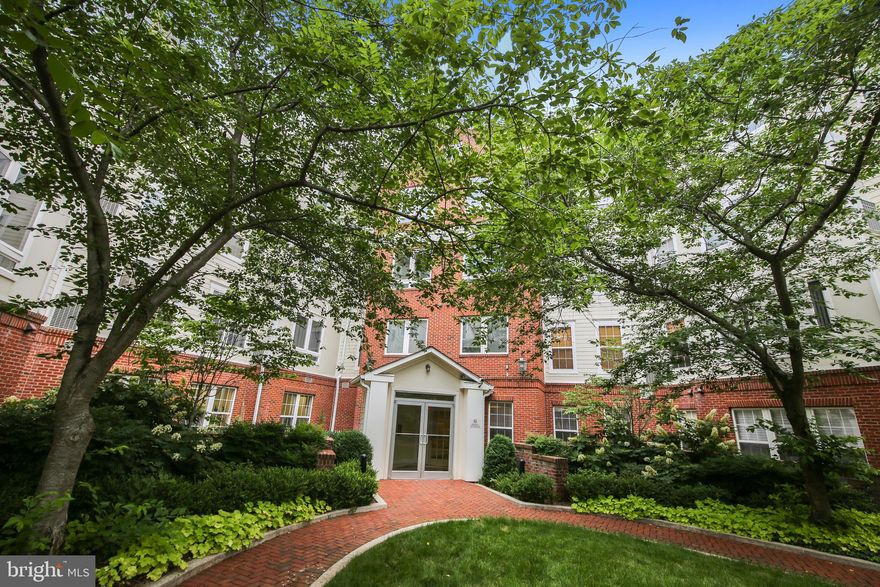 ***Available now **Buyer's sudden change in circumstances creates your opportunity**
Immaculate, updated, truly move-in ready 2-bedroom, 2-bath home with open floor plan.  Private covered balcony overlooks attractive courtyard view.  More than $30,000 invested in upgrades since June 2020, including gorgeous redone kitchen with stainless appliances, gleaming white Shaker-style cabinets with beadboard detailing, soft-close doors and drawers, 5-burner gas stove, French door refrigerator with bottom freezer, built-in microwave, tile floor.  In addition to the kitchen, new upgrades include fresh paint throughout, new luxury carpet and upgraded pad in bedrooms, new heating unit, new hot water heater, new smoke detectors and CO2 alarms, custom top-down/bottom-up blinds on all windows and sliding door, with blackout blinds in master bedroom, updated light fixtures throughout.  
 Foyer, living and dining rooms have beautiful tigerwood hardwood flooring.  Master bedroom has en-suite bath and walk-in closet, ceiling fan and blackout shades.  2nd bedroom has courtyard view and is adjacent to 2nd full bath. Full sized washer and dryer.  Deeded parking space #201 in secure garage beneath the building. There’s also non-zoned parking on the adjacent streets.
Sierra Condominium amenities include fitness and business centers, management, package delivery room, concierge, garage parking, bike racks, outdoor courtyard and well-maintained grounds. Sierra is a pet-friendly building, limit one pet per unit.