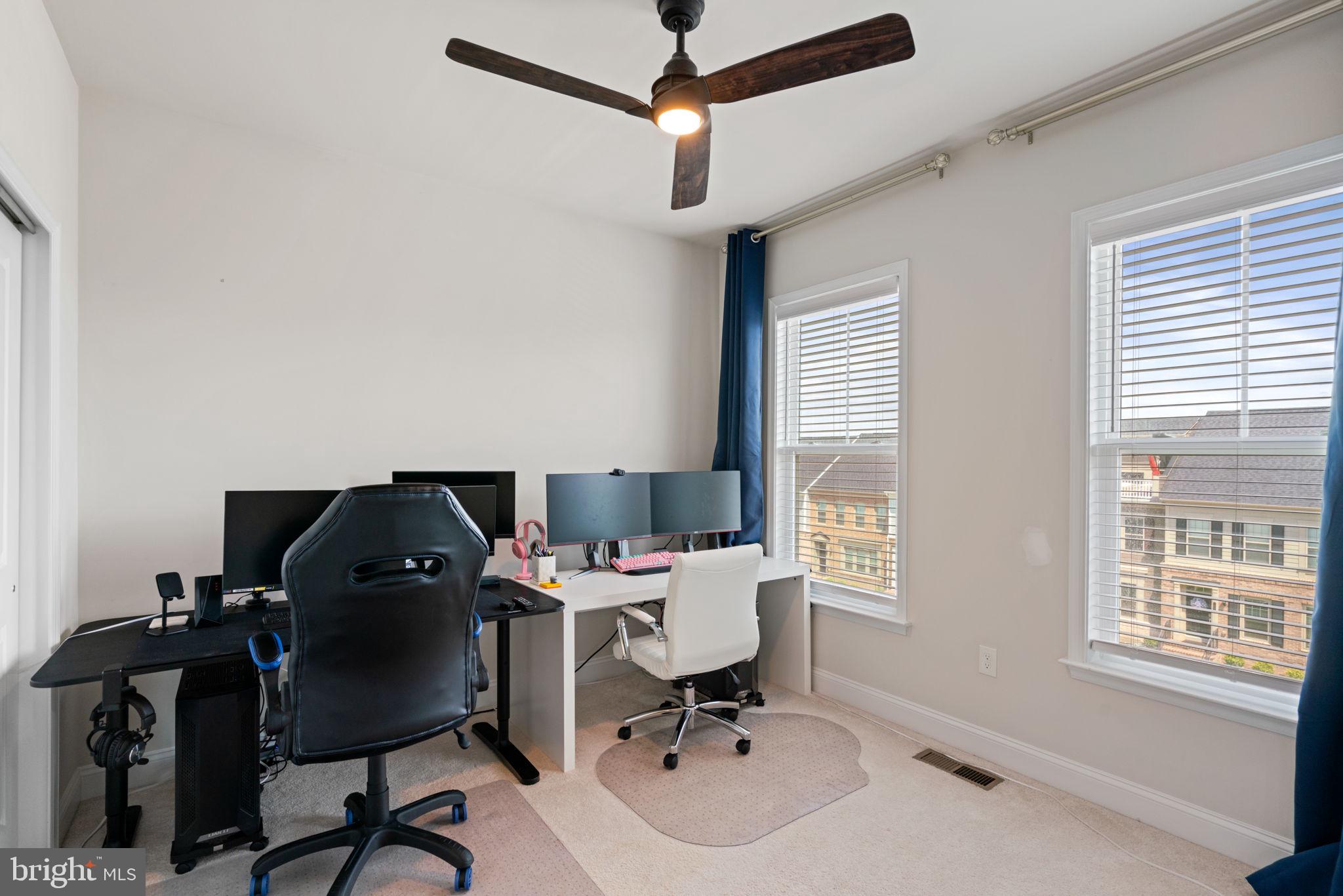 POTOMAC SHORES - Residential