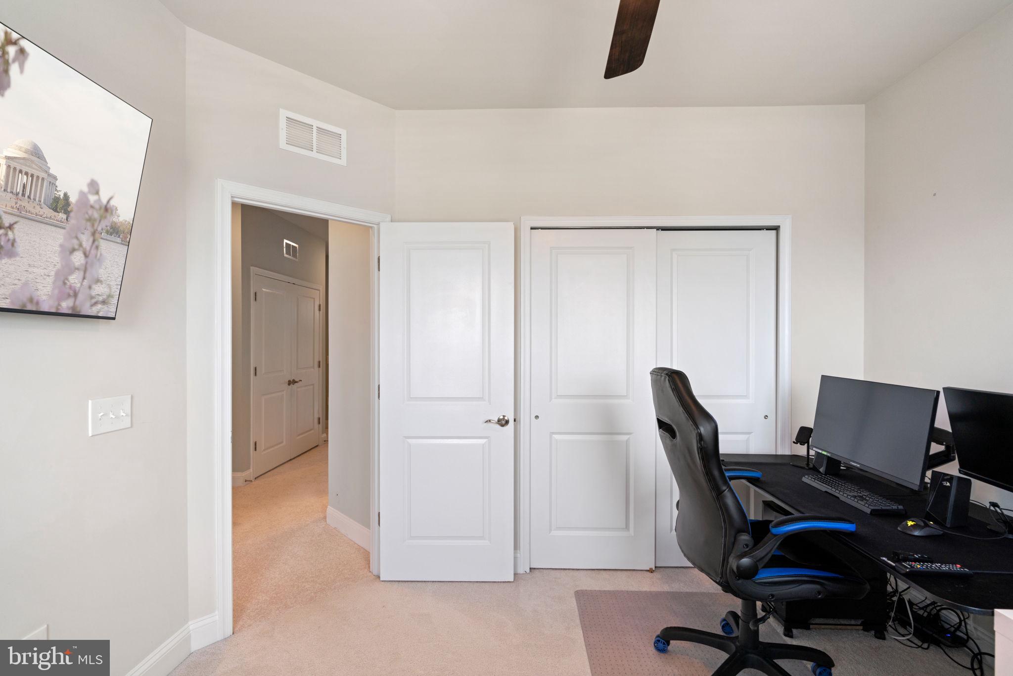 POTOMAC SHORES - Residential