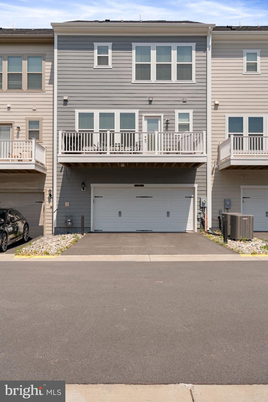 POTOMAC SHORES - Residential