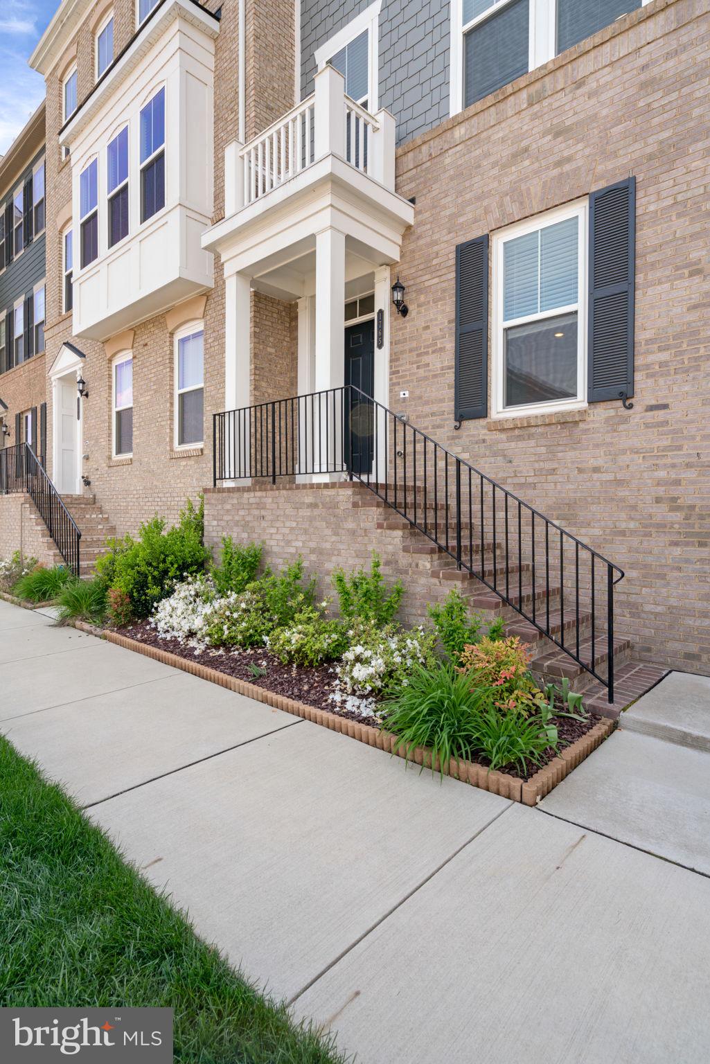 POTOMAC SHORES - Residential