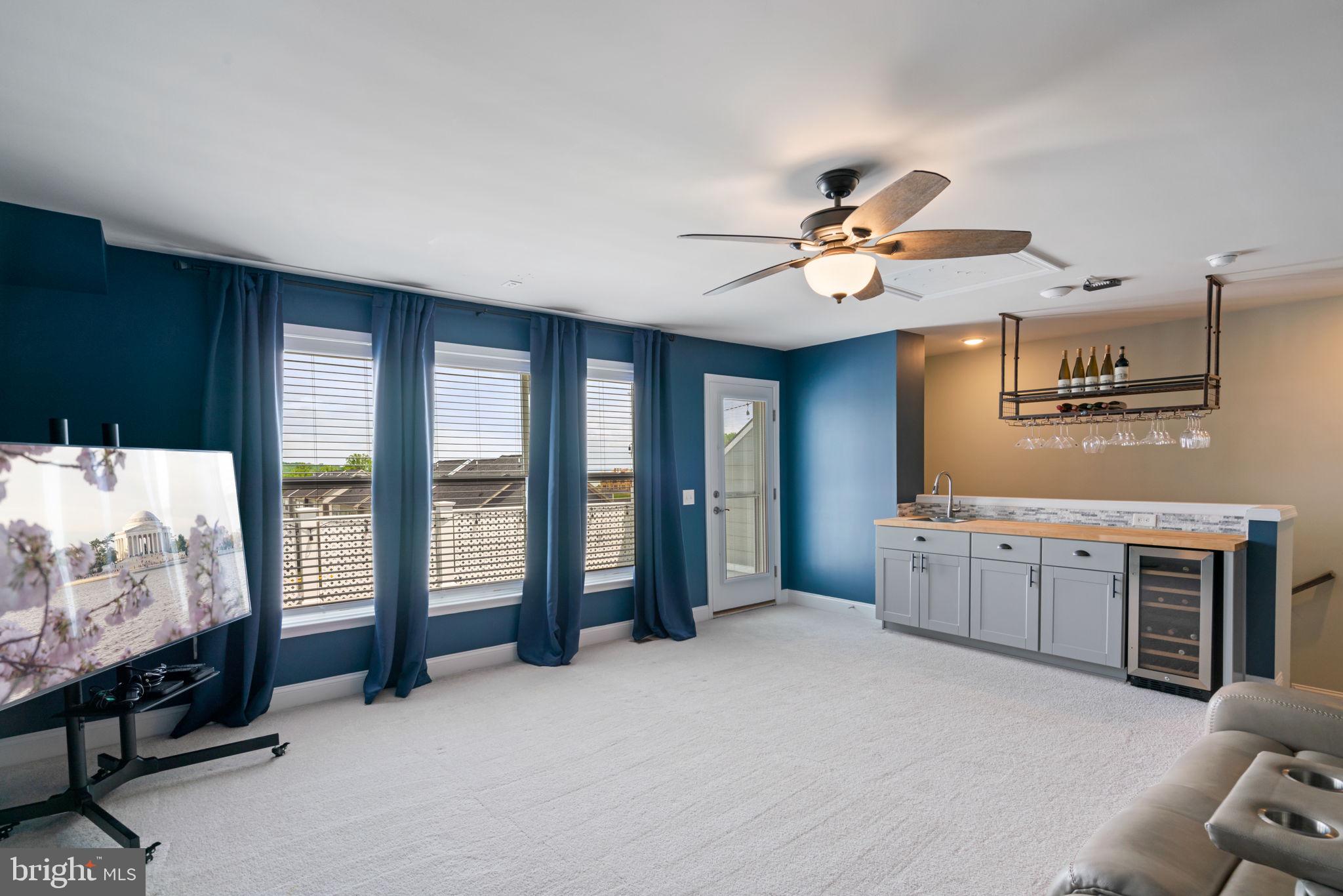 POTOMAC SHORES - Residential