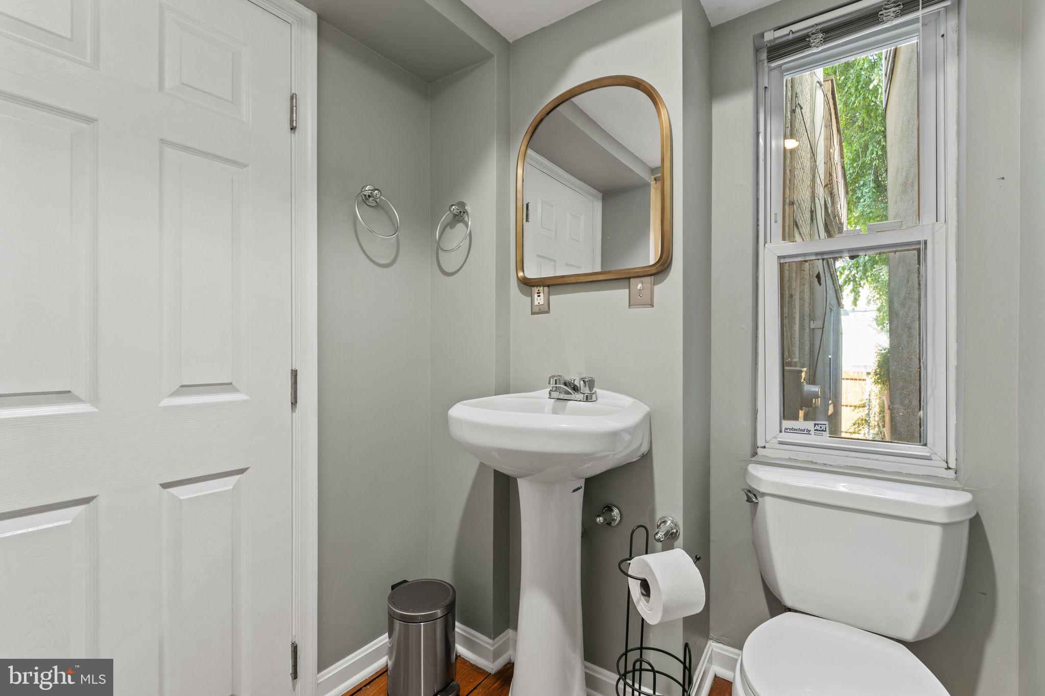 RIVERSIDE - Residential Lease