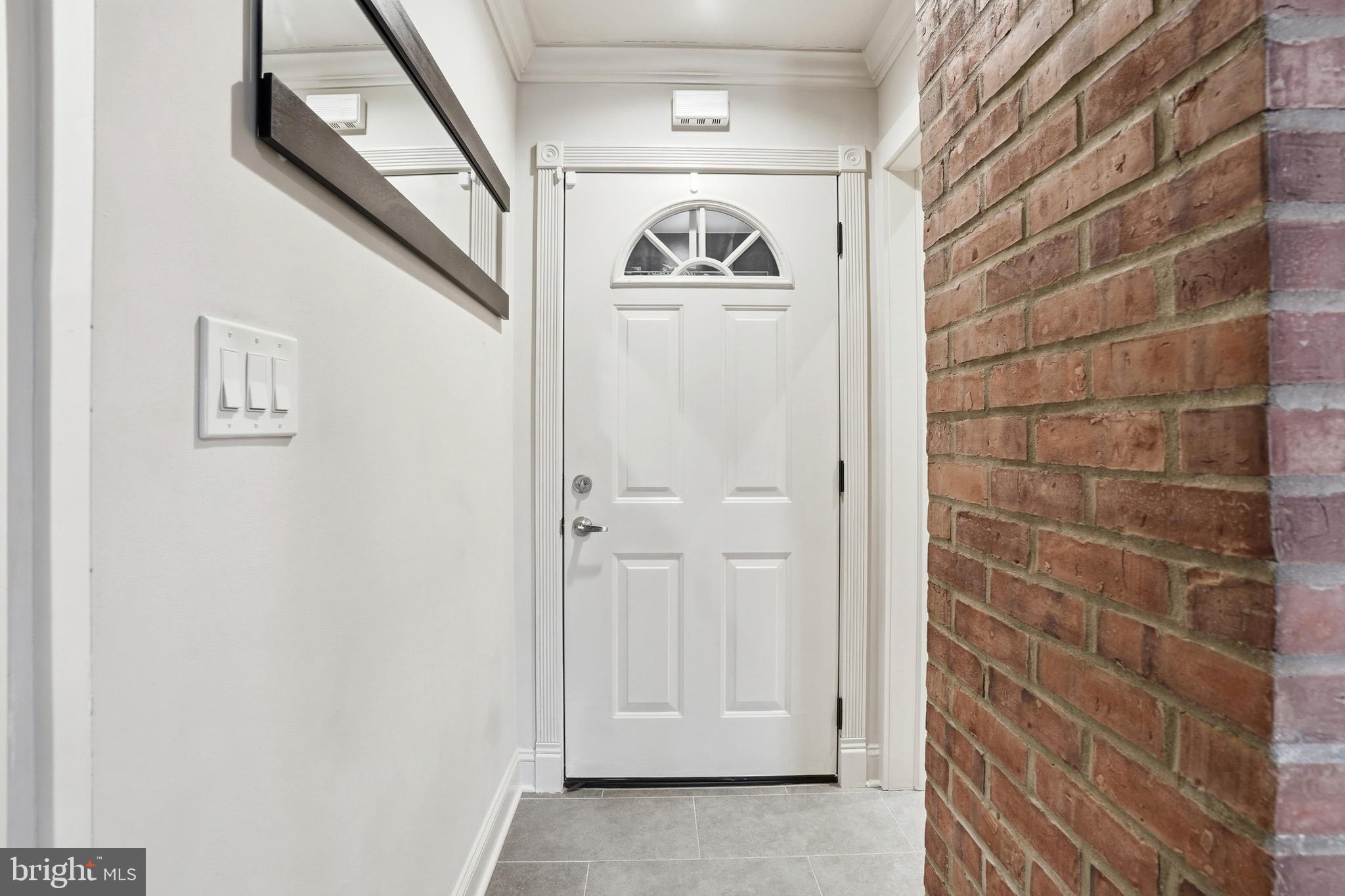 INDIAN CREEK - Residential