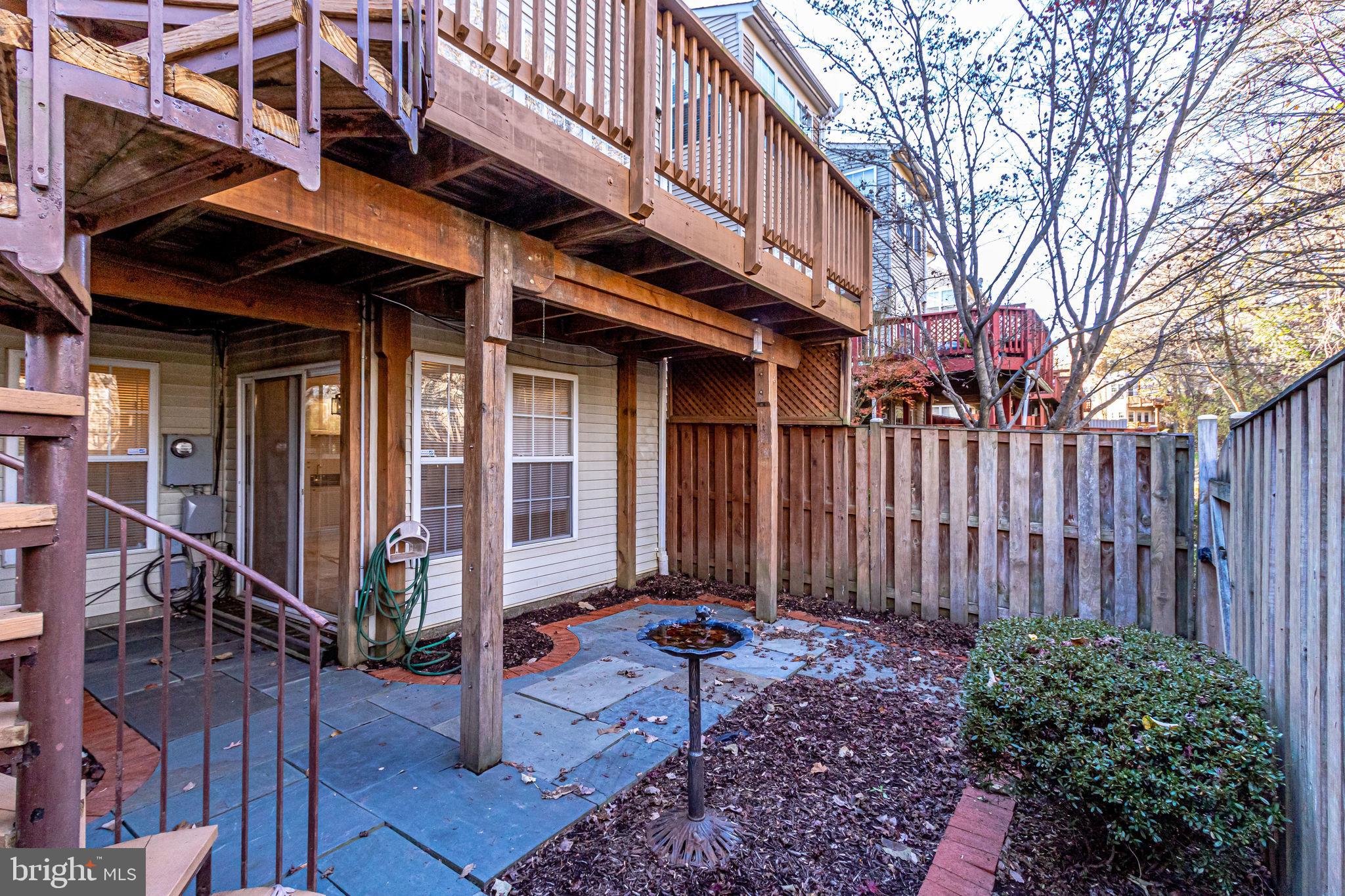 KINGSTOWNE - Residential Lease