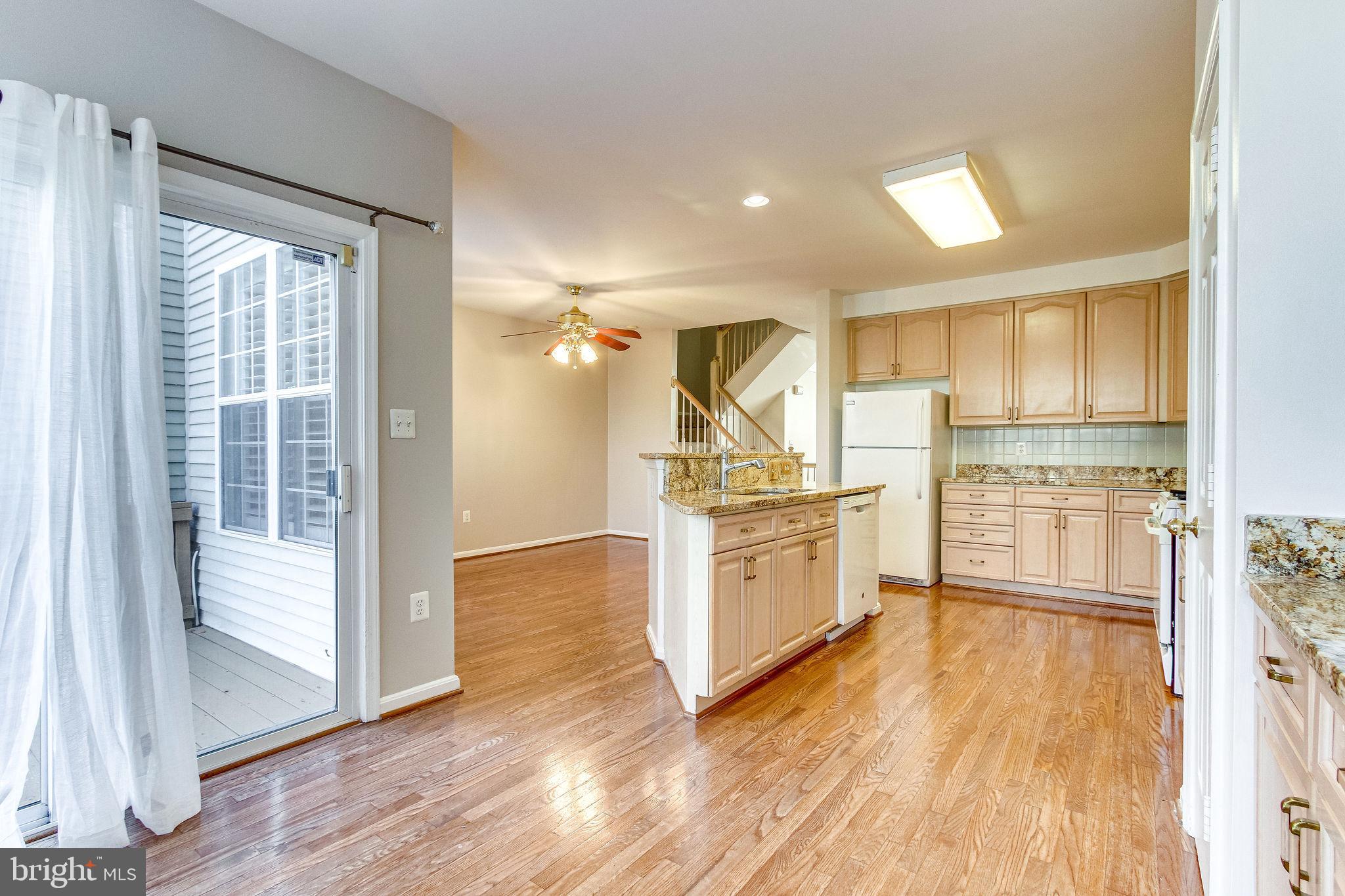 KINGSTOWNE - Residential Lease