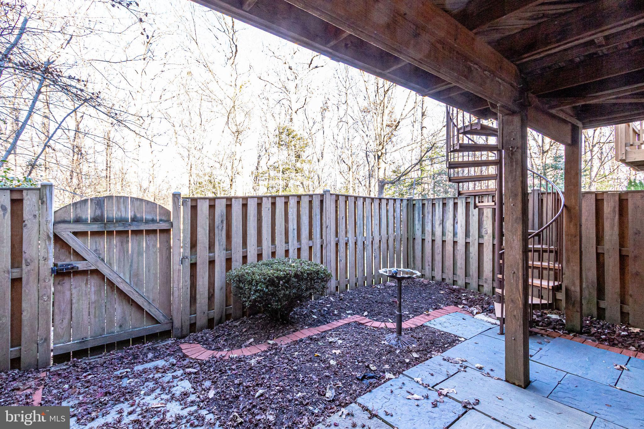 KINGSTOWNE - Residential Lease