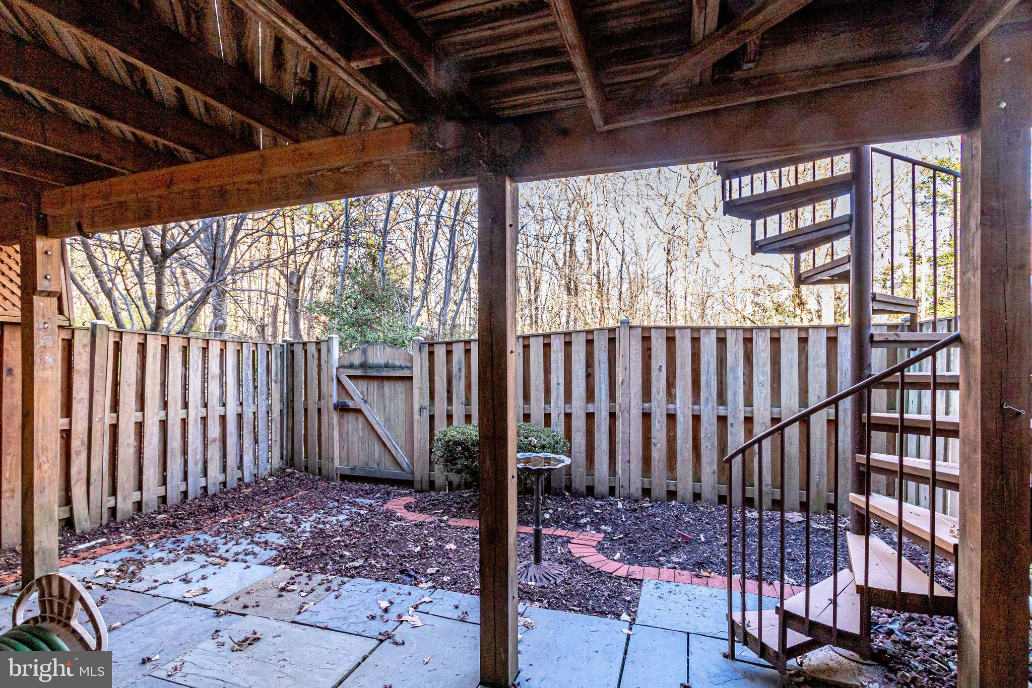 KINGSTOWNE - Residential Lease