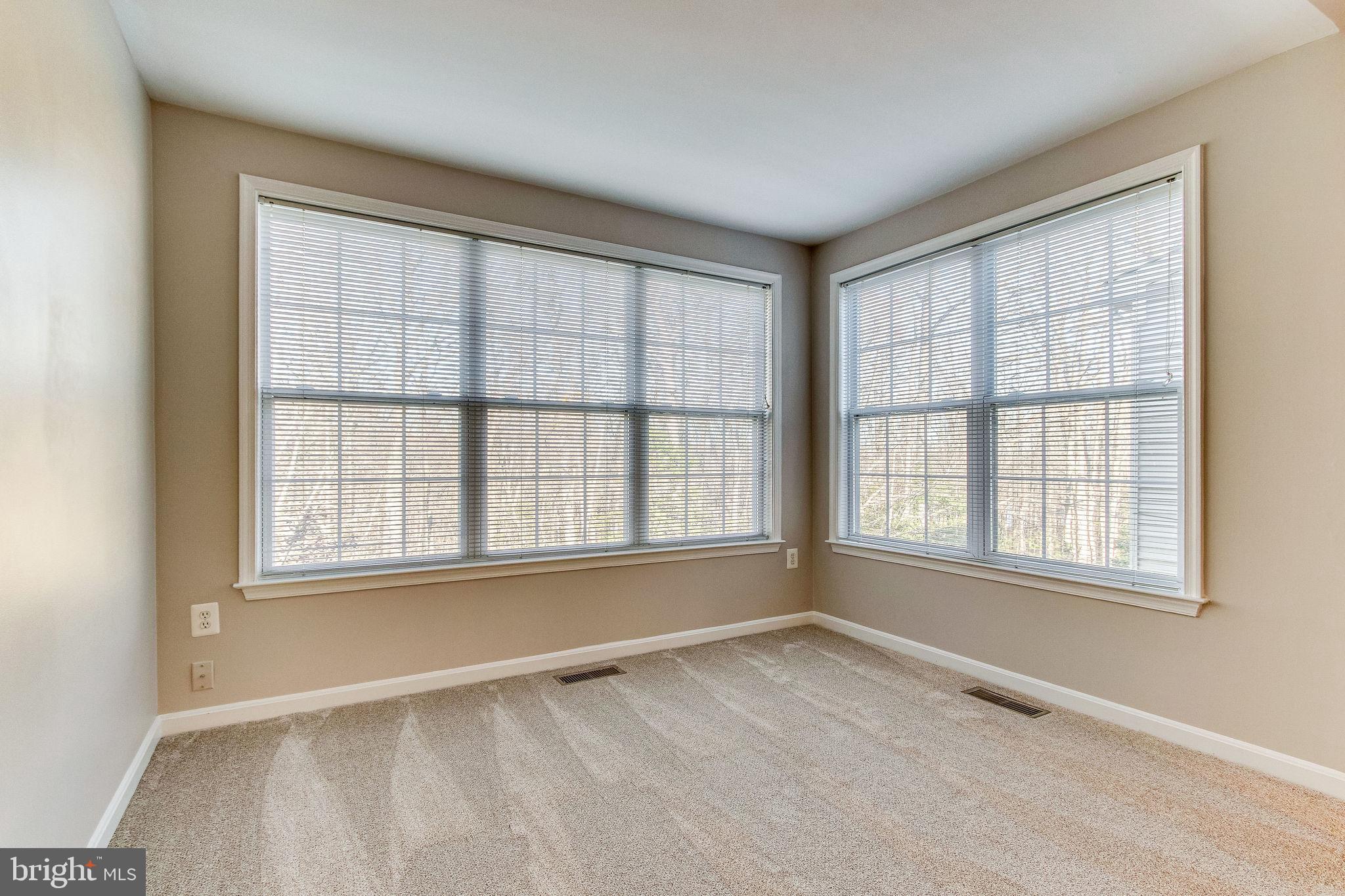 KINGSTOWNE - Residential Lease