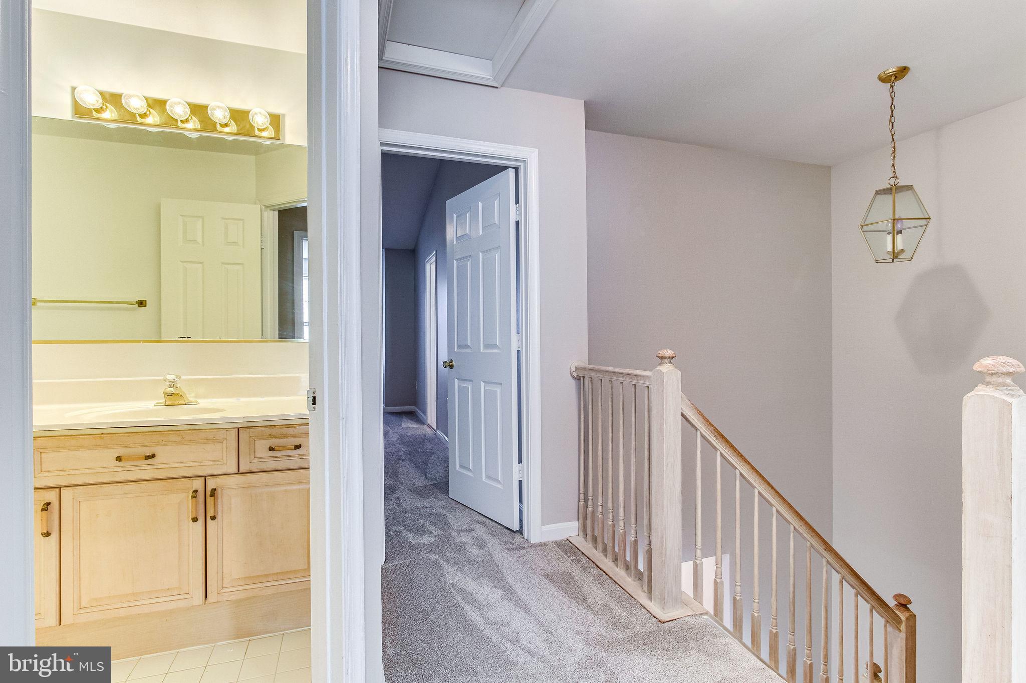 KINGSTOWNE - Residential Lease