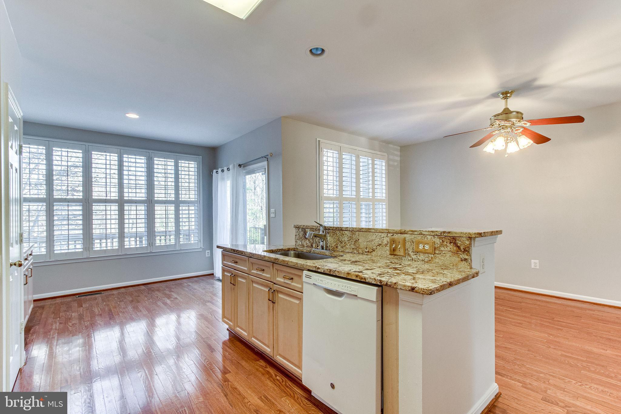 KINGSTOWNE - Residential Lease