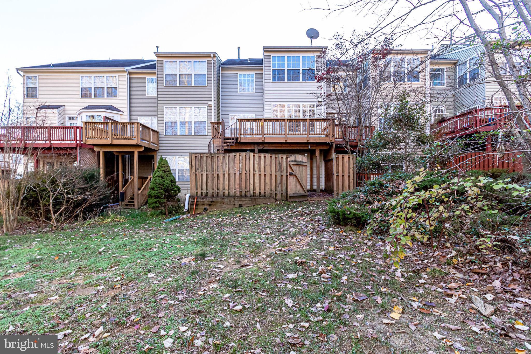 KINGSTOWNE - Residential Lease