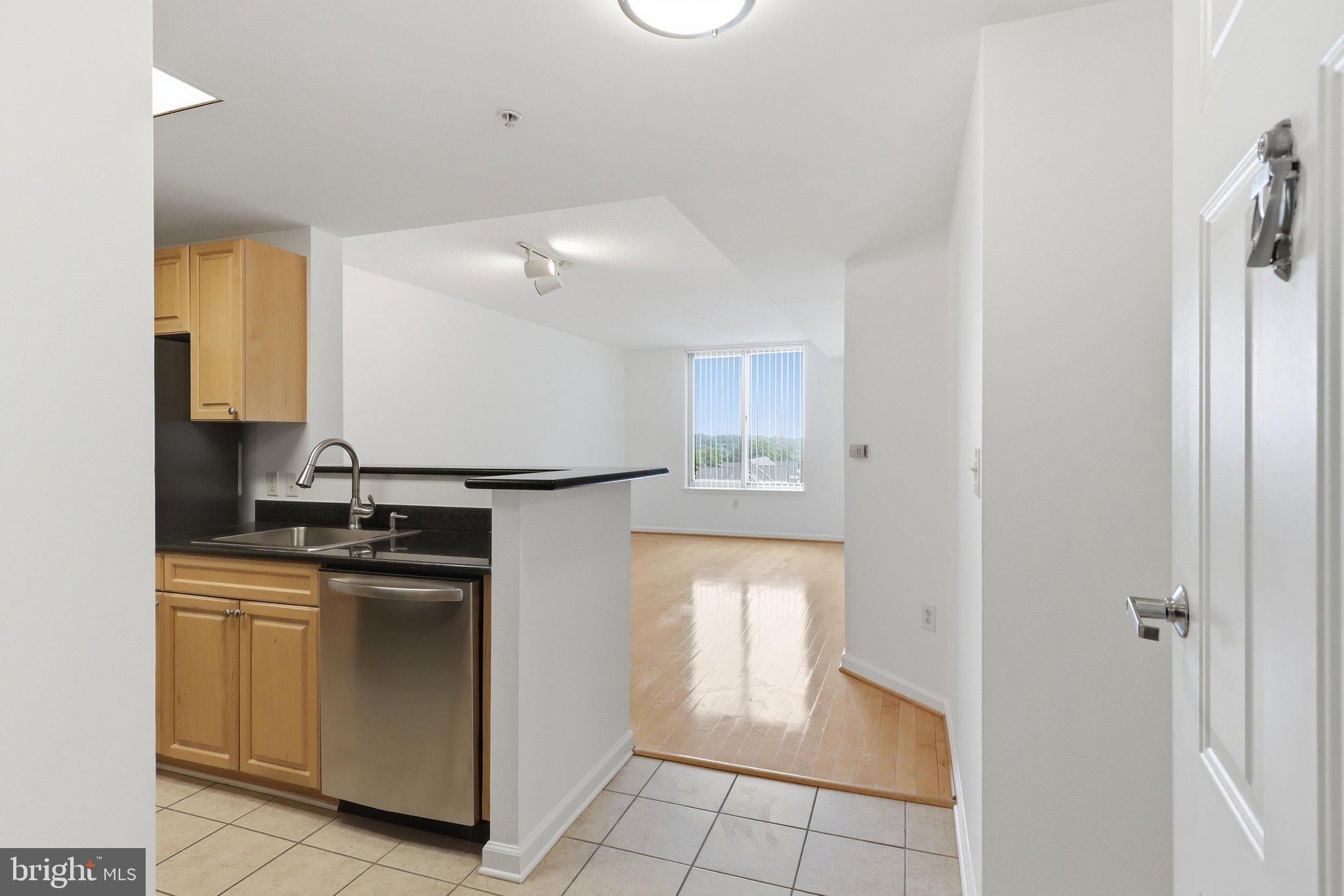 2726 GALLOWS ROAD 1110