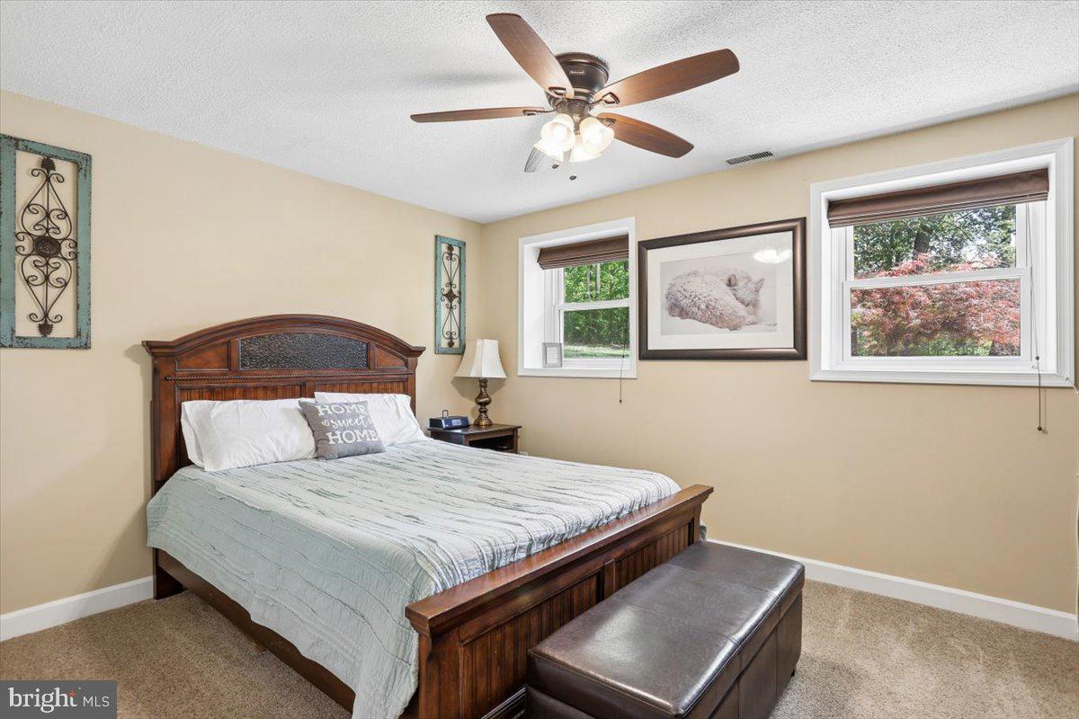 ROSE HILL FARMS - Residential