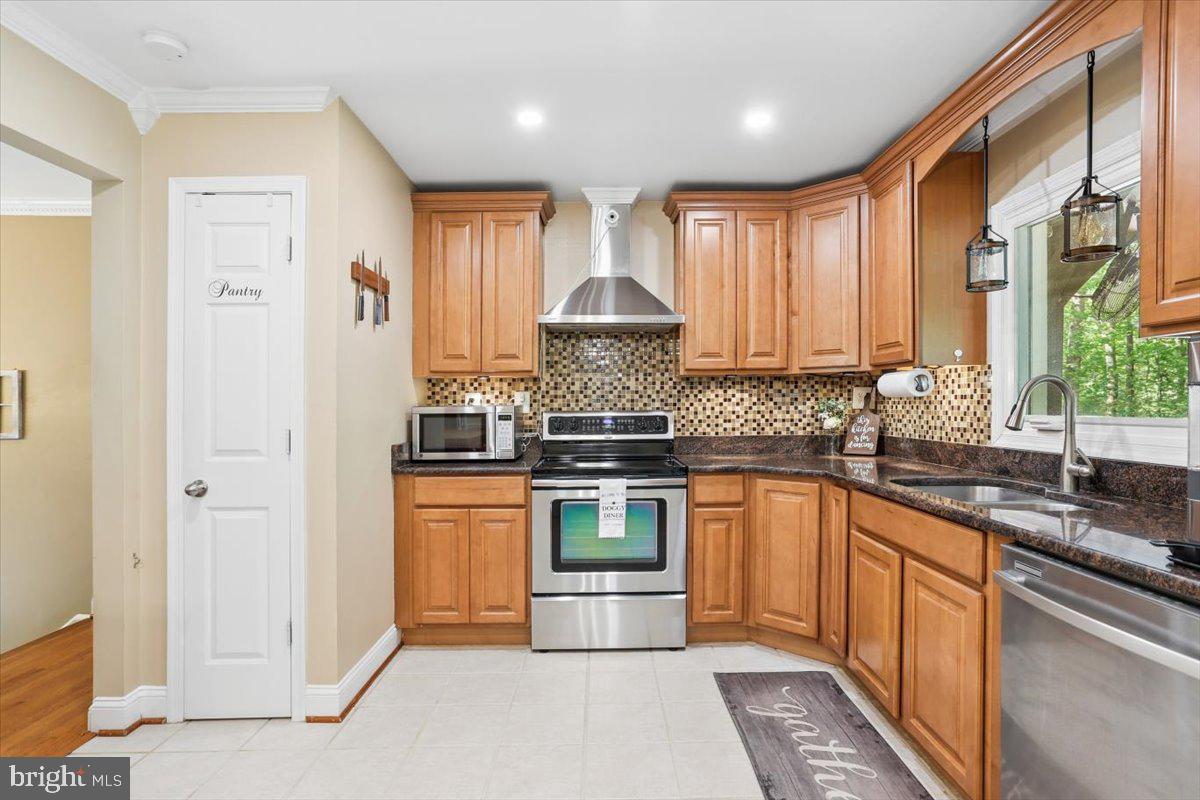 ROSE HILL FARMS - Residential