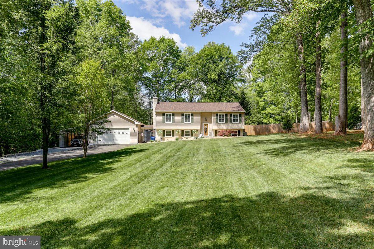 ROSE HILL FARMS - Residential