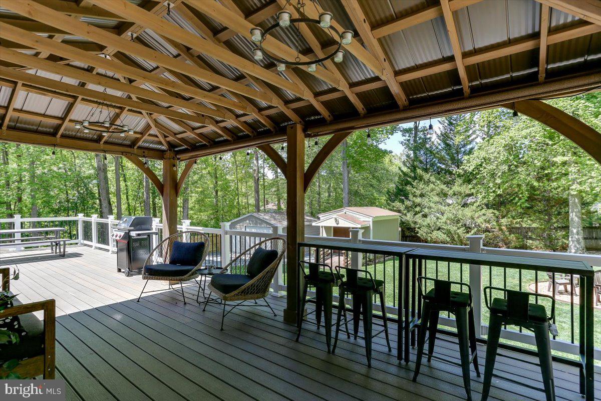 ROSE HILL FARMS - Residential