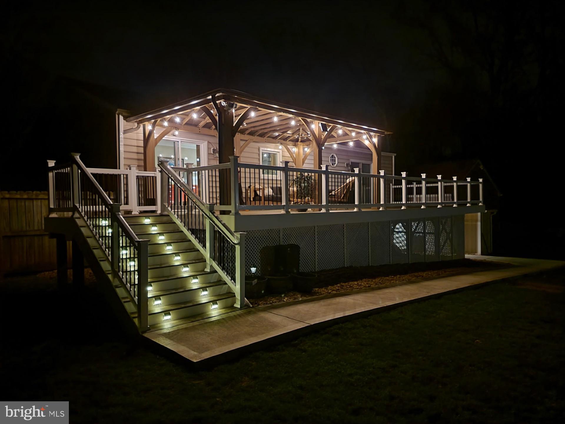 ROSE HILL FARMS - Residential