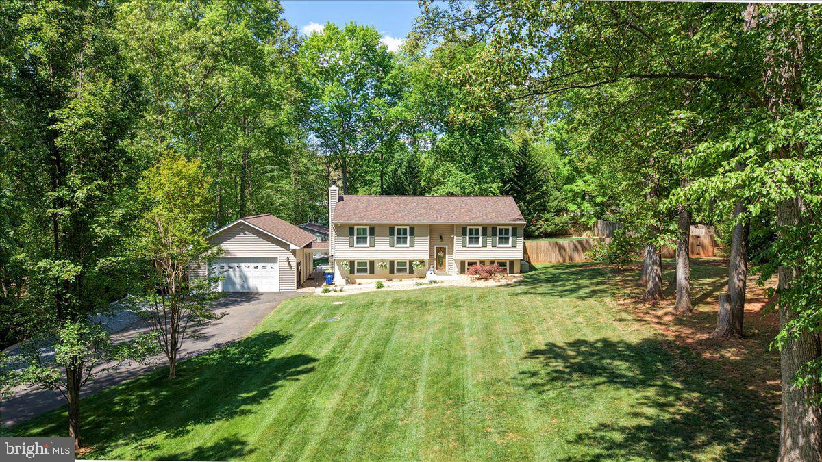 ROSE HILL FARMS - Residential