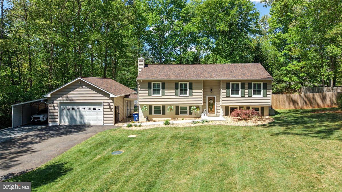 ROSE HILL FARMS - Residential