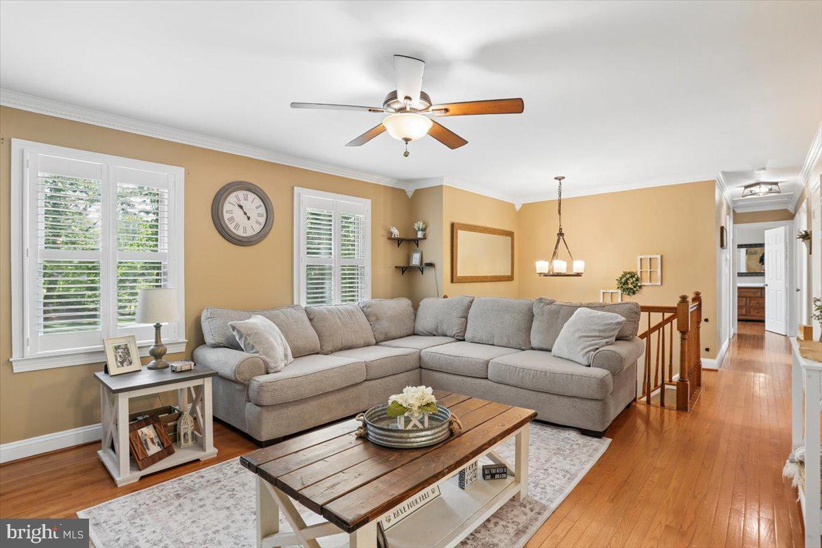 ROSE HILL FARMS - Residential