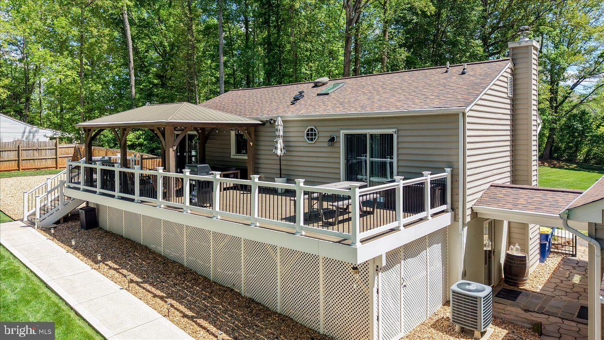 ROSE HILL FARMS - Residential