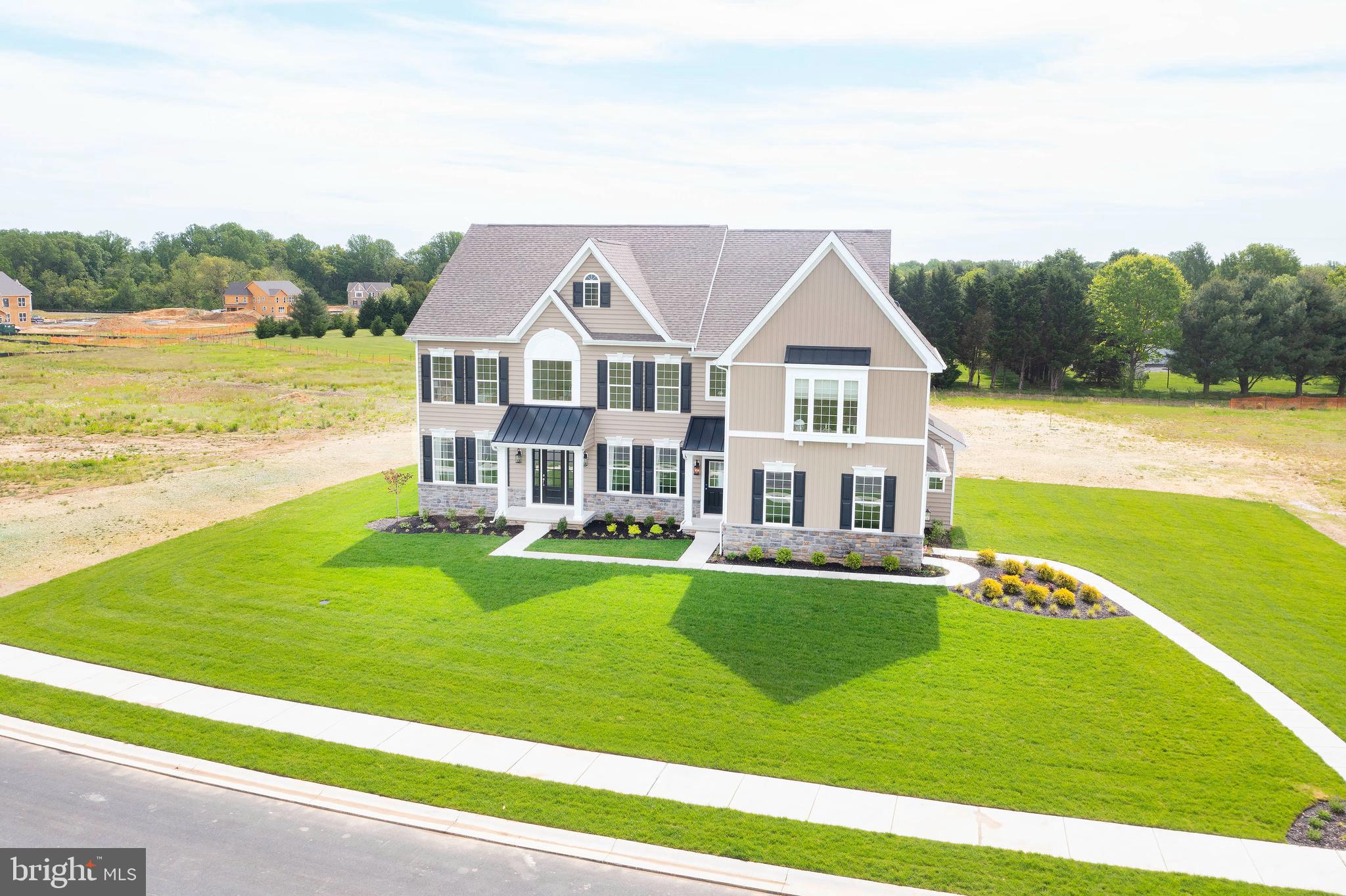 275 ABBOTSFORD DRIVE PLAZA LOT 25