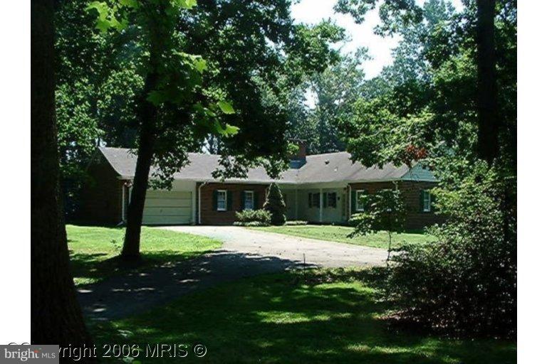 27 OLD SOUTH RIVER ROAD