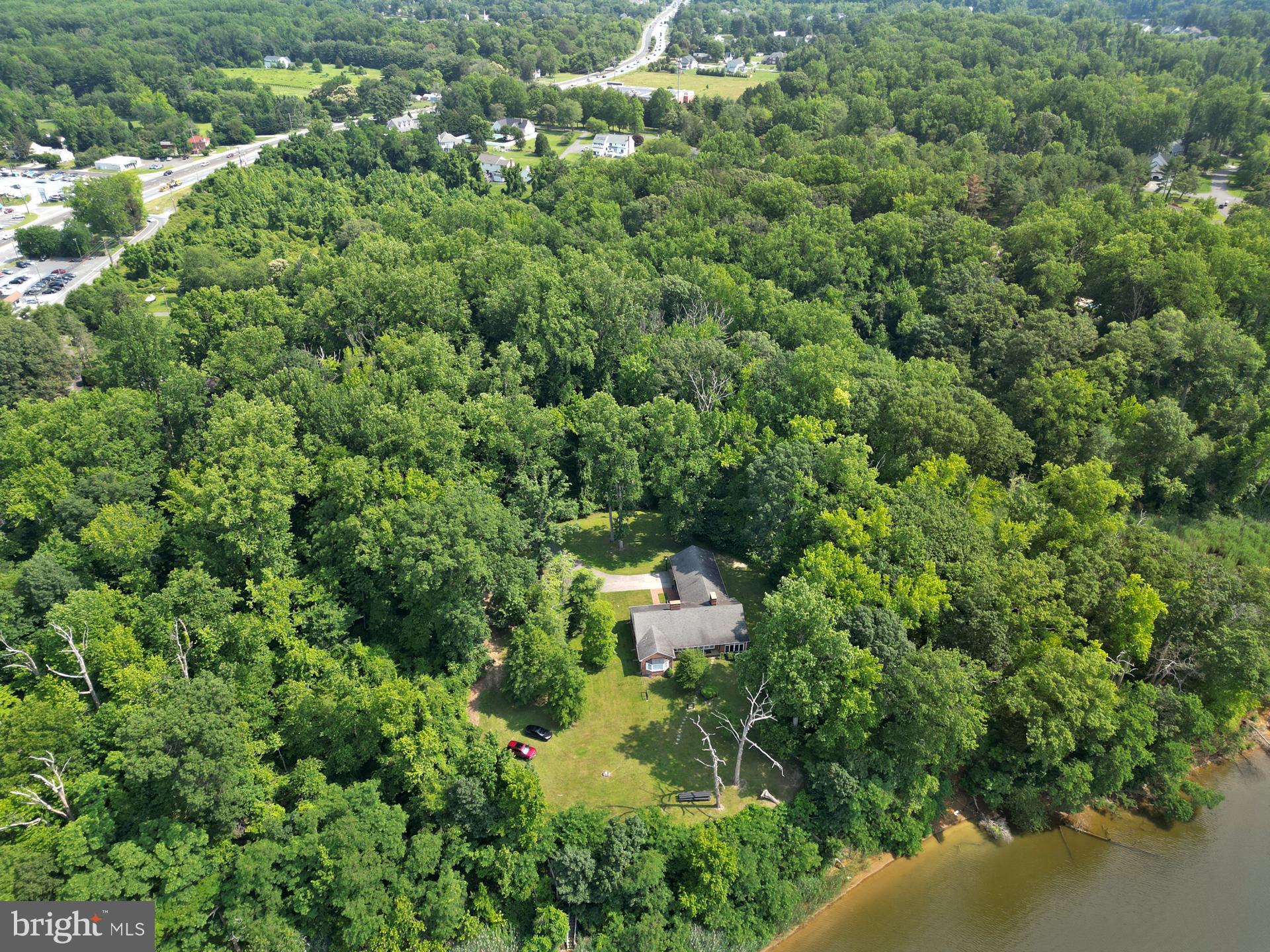 27 OLD SOUTH RIVER ROAD