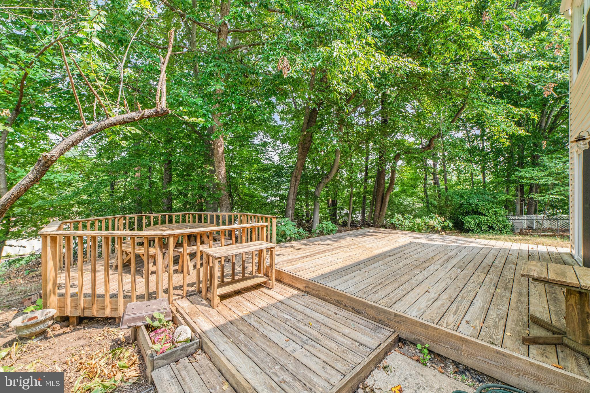 NORTHVIEW AT LAKE VILLAGE - Residential