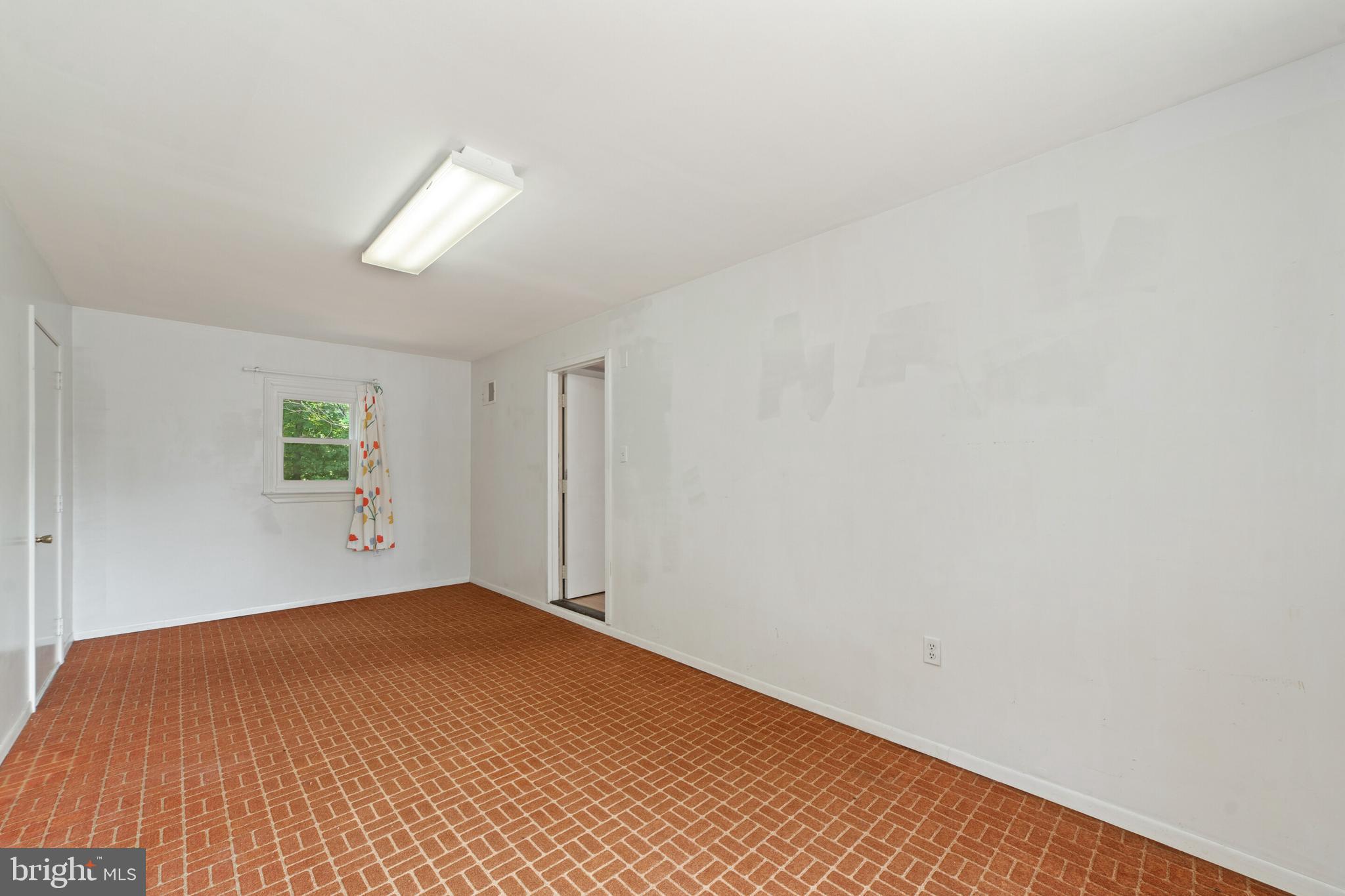 NORTHVIEW AT LAKE VILLAGE - Residential