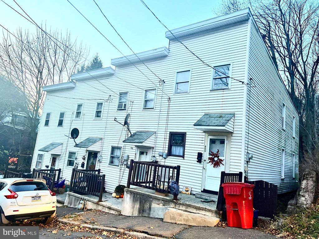 Photo of 800 Harrison Street, POTTSVILLE, PA 17901 (MLS # PASK2024692)
