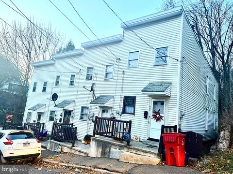 800-806 HARRISON STREET POTTSVILLE PA 17901